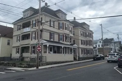 130 University Avenue 1