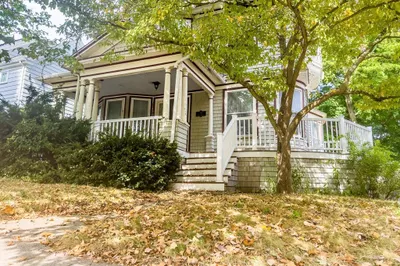 70 Park St 1