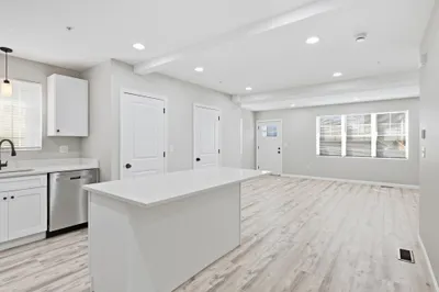 61 Parker St #7 1