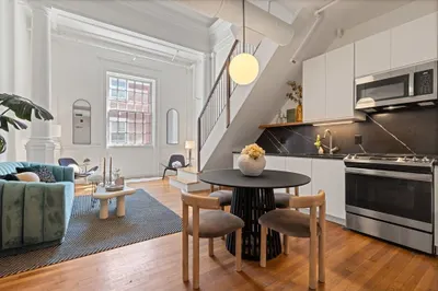 7 Crombie St #13 1