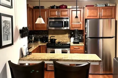 881 Broadway #9 1