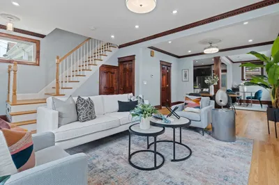 78 Harborview