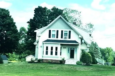 684 South St 1