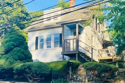 13 Lincoln St