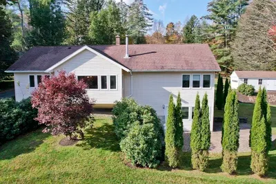 10 Dungarvin Drive 1