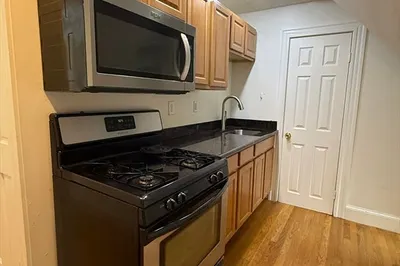 5 Saint John St #3