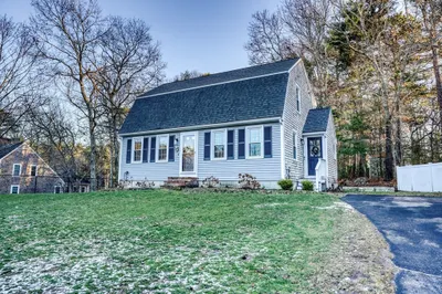 88 Kathleen Drive 1