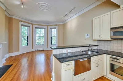 80 Marlborough St #4