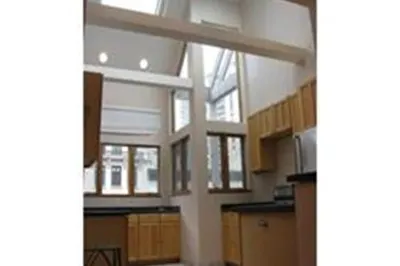 49 Temple Pl #4R