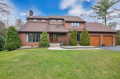 18 Southwood Dr 1