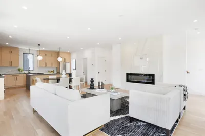 7 School Ave #2