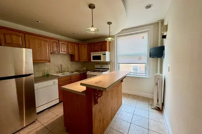 380 Riverway #6