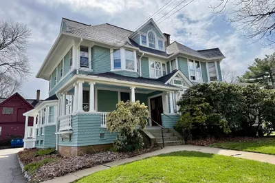 114 Church St #2