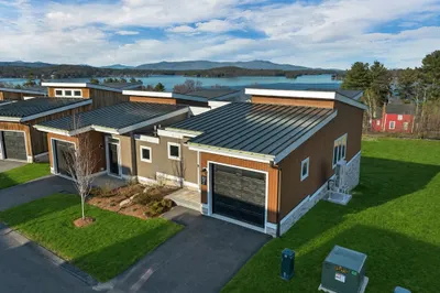 53 Broadview Drive #1 1