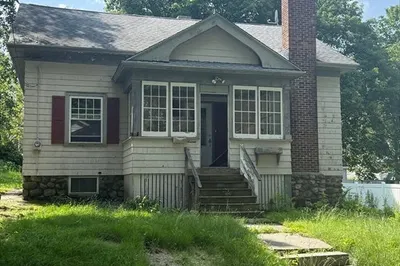 7 Albemarle St