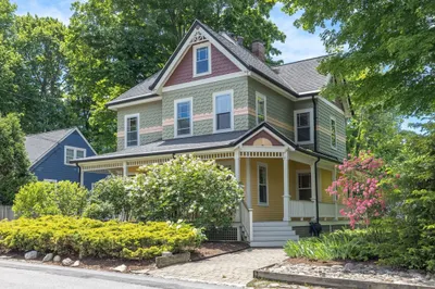 9 Spring Hill Road 1