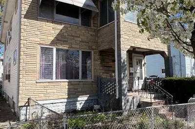 31 Luke Rd
