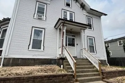 99 Laighton St #6