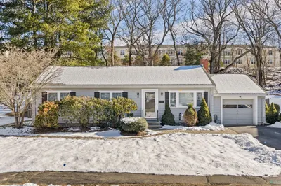 55 Evelyn Road #55 1
