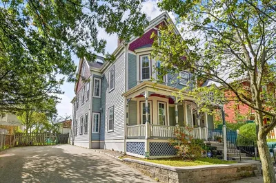 24 Evergreen St #2