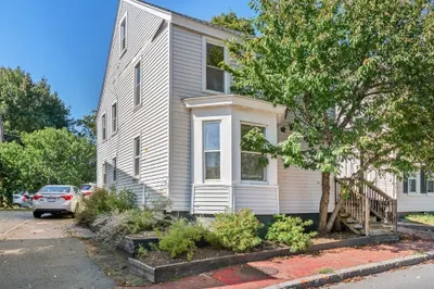 136 Bridge Street 1