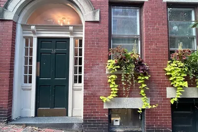 33 Irving St #1 1