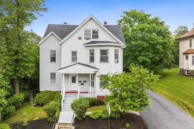 1 Dixon Ave 1