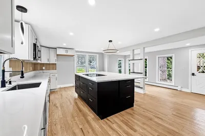 21 Burlington Rd 1