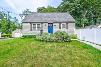40 Waterman Rd
