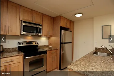 87 New St #406