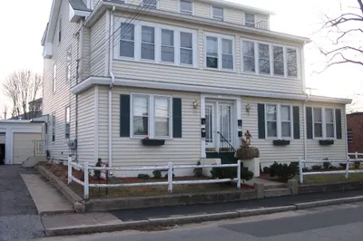 35 Orne St #3 1