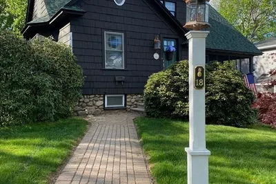 18 Windemere Road