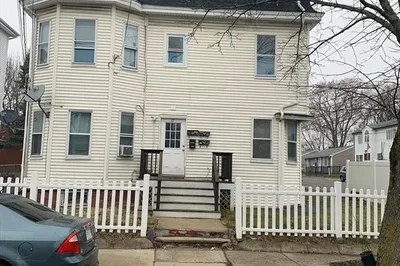 17 Warren St 1
