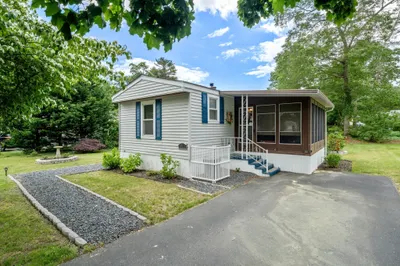 61 Pipers Way 1