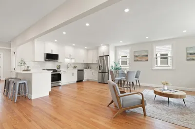156-158 Waverley Street #158 1