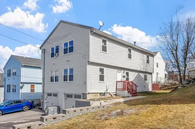 1 Perry Ave #1