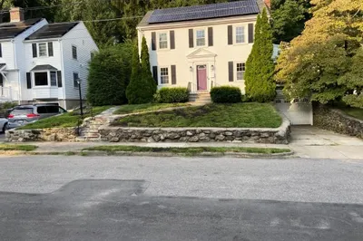 67 Bow Rd