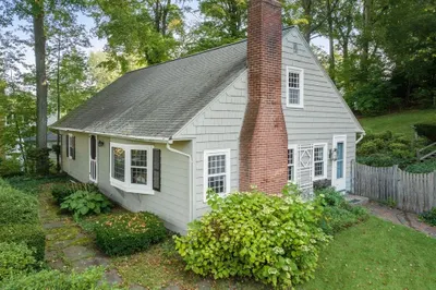 138 Prospect St