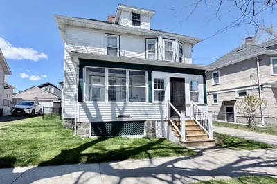 138 Davis St