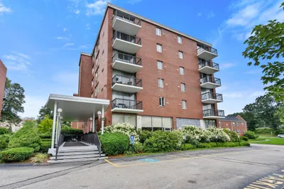 20 Hammond Pond Parkway #504 1