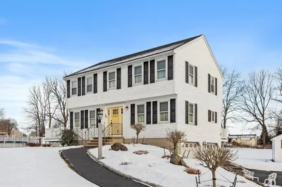 23 Blackberry Fields Road 1