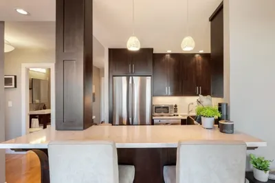 85 East India Row #28H 1