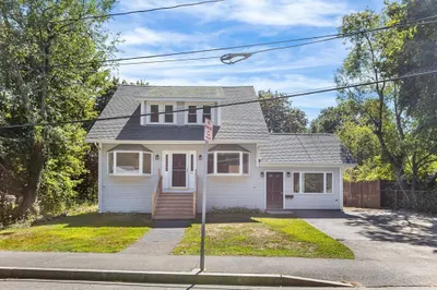 36 Brookside Rd