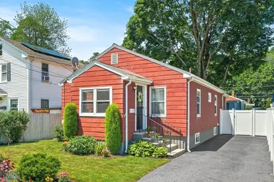 81 Bowdoin Avenue