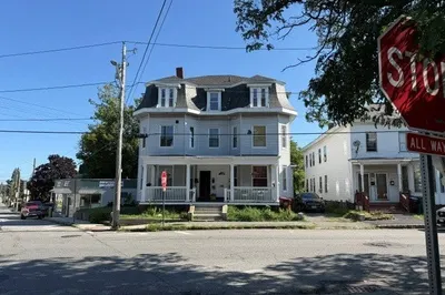 225-306 Branch St/walker Street 1