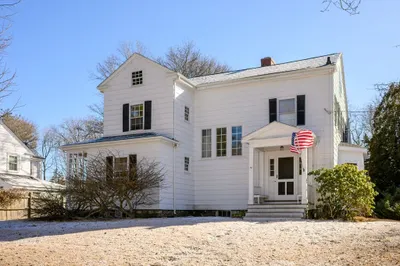 56 Garrison Rd