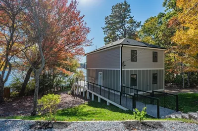 142 Pinecrest Beach Dr 1