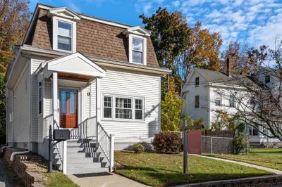 13 Otis St 1