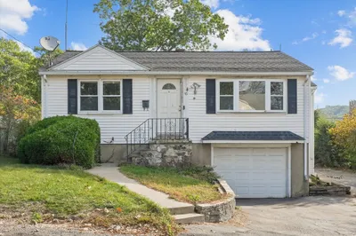 46 Staaf Rd
