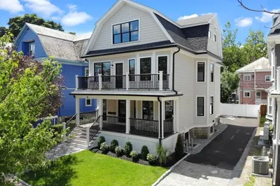 38 Powder House Blvd #PH 1